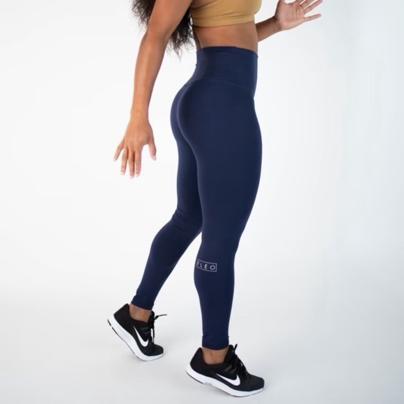 Fleo Pants - Fleo El Toro High Rise 25" Leggings in True Navy